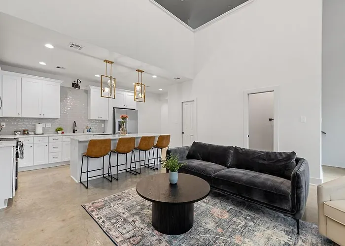Appartement Voodoo House King Bed Garage Fast Wifi 65 Tv